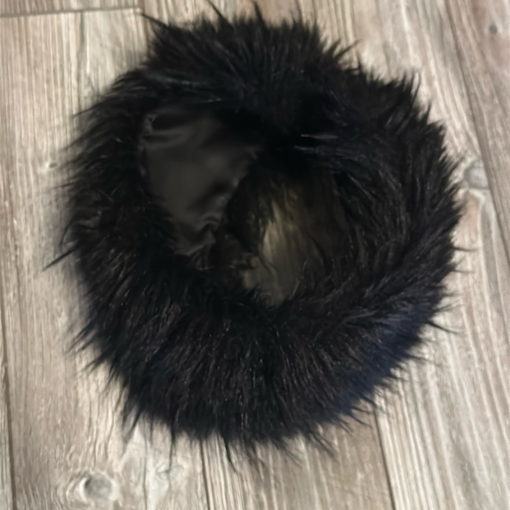Faux Fur Winter headband - Picture 4 of 9